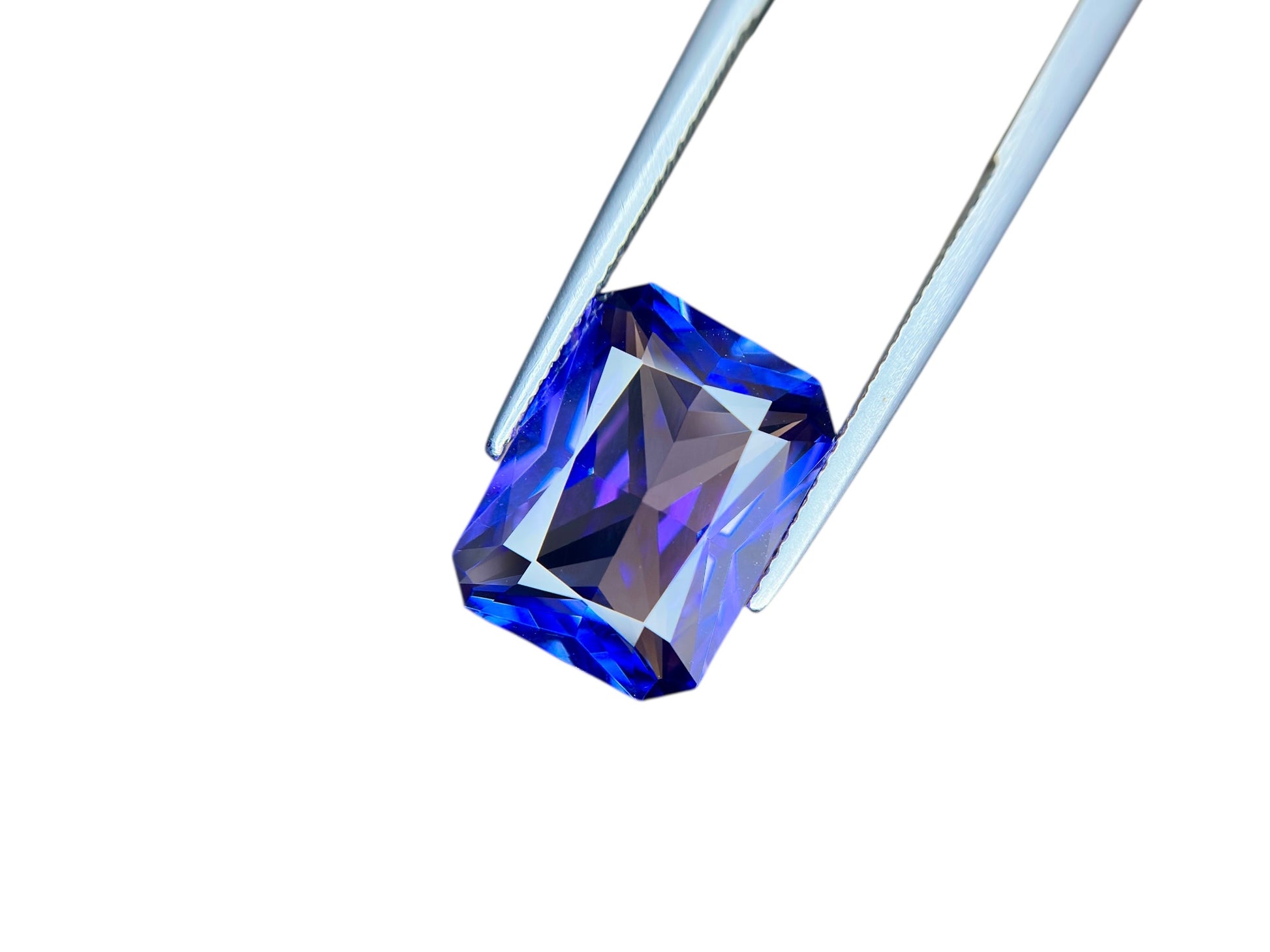 11.33 CT NATURAL NO HEAT TANZANITE WITH INTENSE PURPLE COLOR