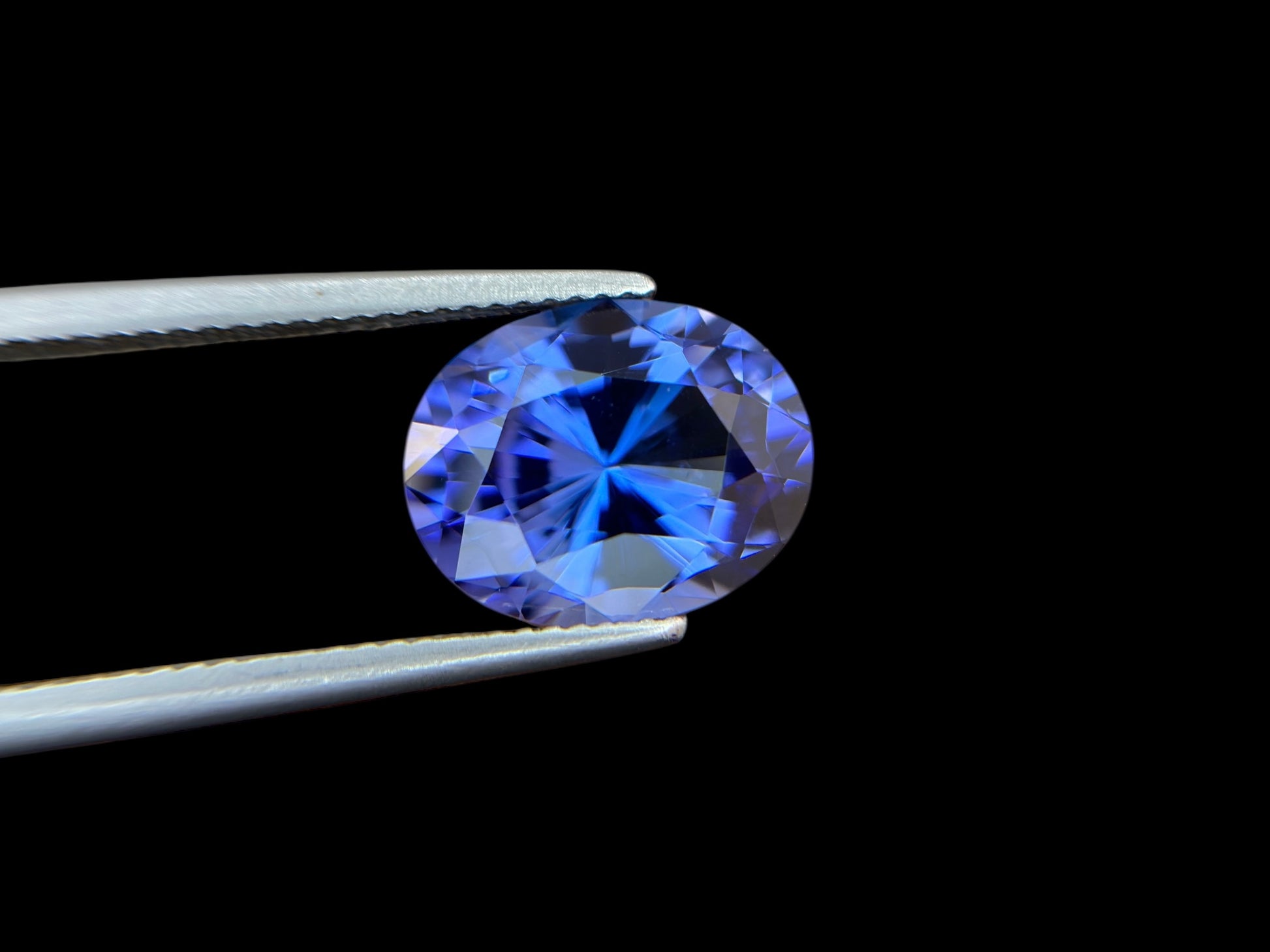 5.77 CT NATURAL NO HEAT TANZANITE WITH INTENSE PURPLE COLOR