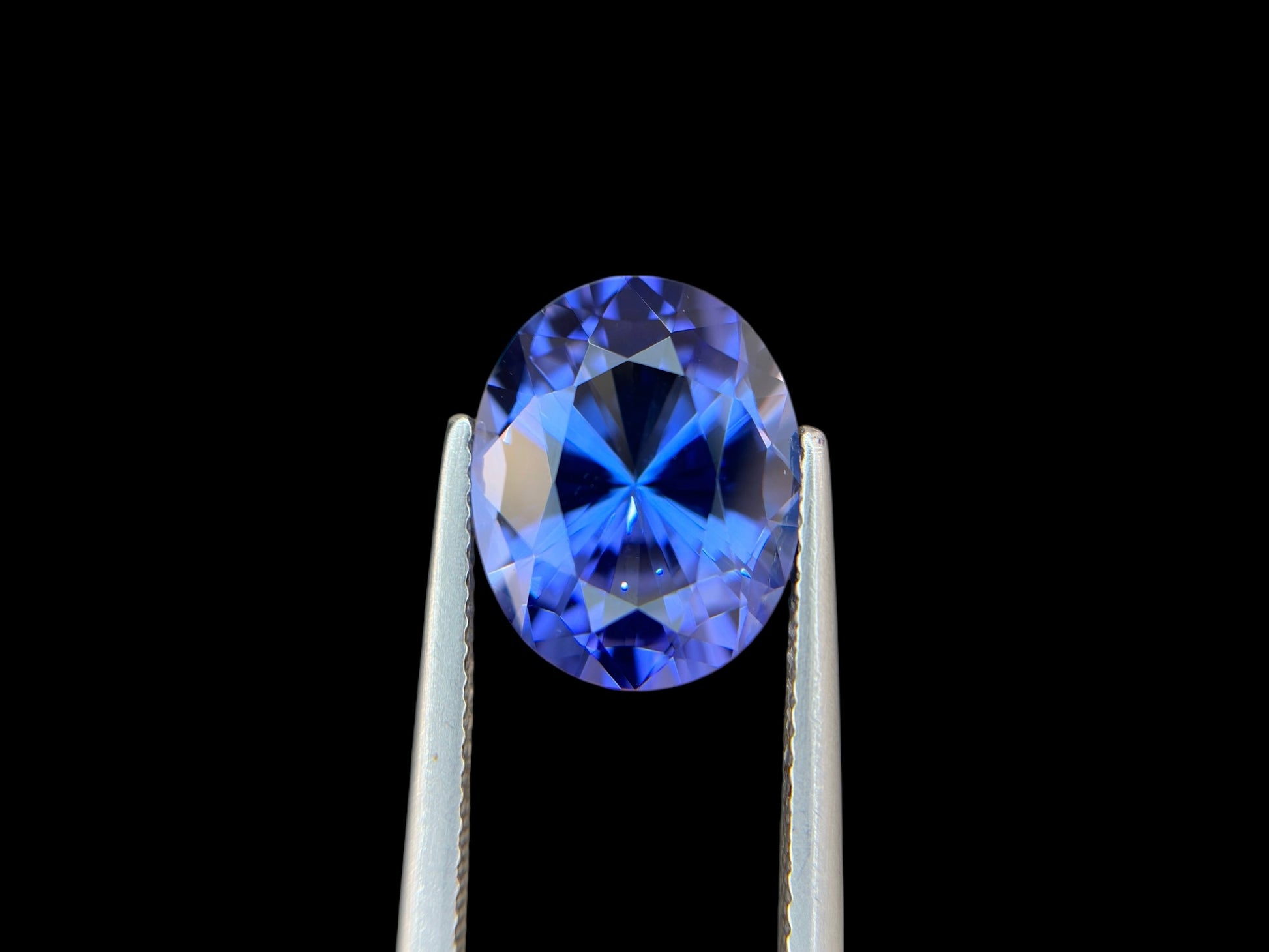 5.77 CT NATURAL NO HEAT TANZANITE WITH INTENSE PURPLE COLOR