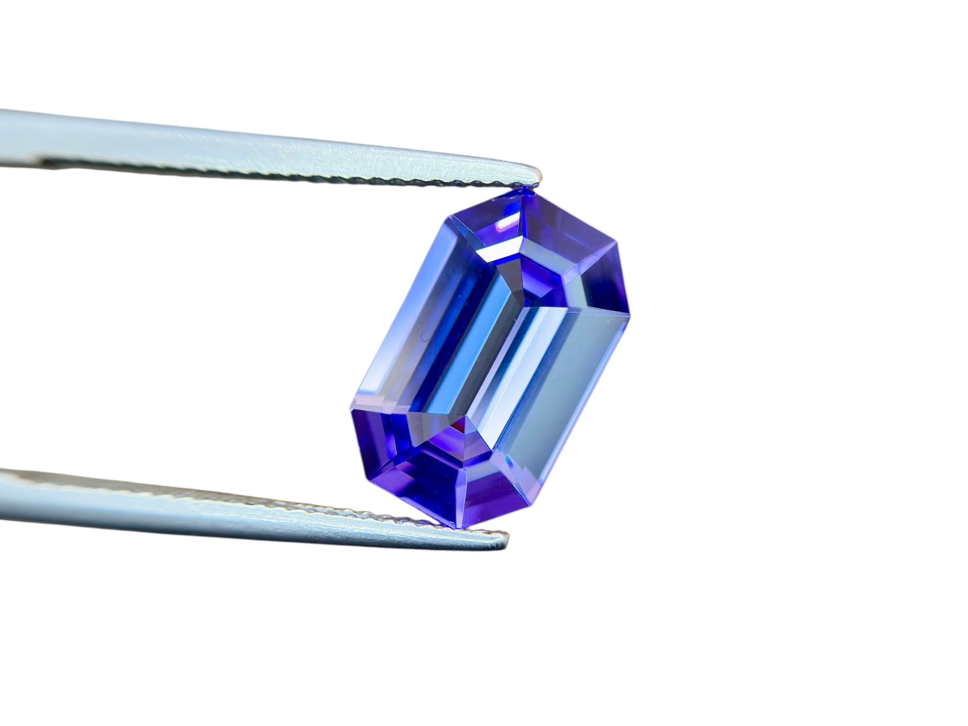 5.53 CT NATURAL NO HEAT TANZANITE WITH INTENSE PURPLE COLOR