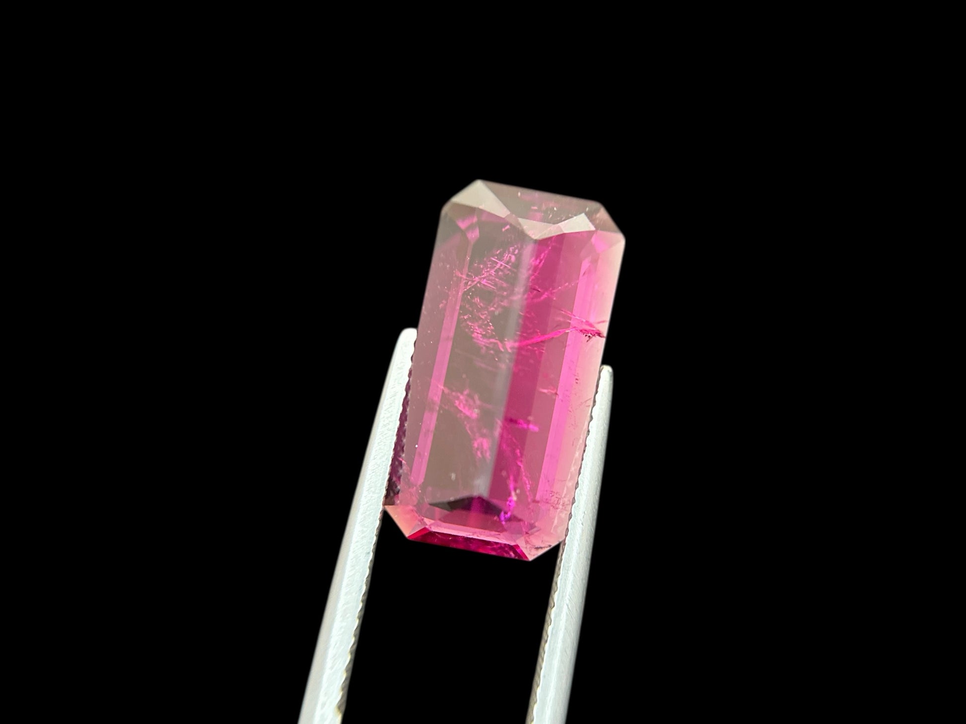 9.87 CT NATURAL RUBELLITE PERFECT EMERALD CUT