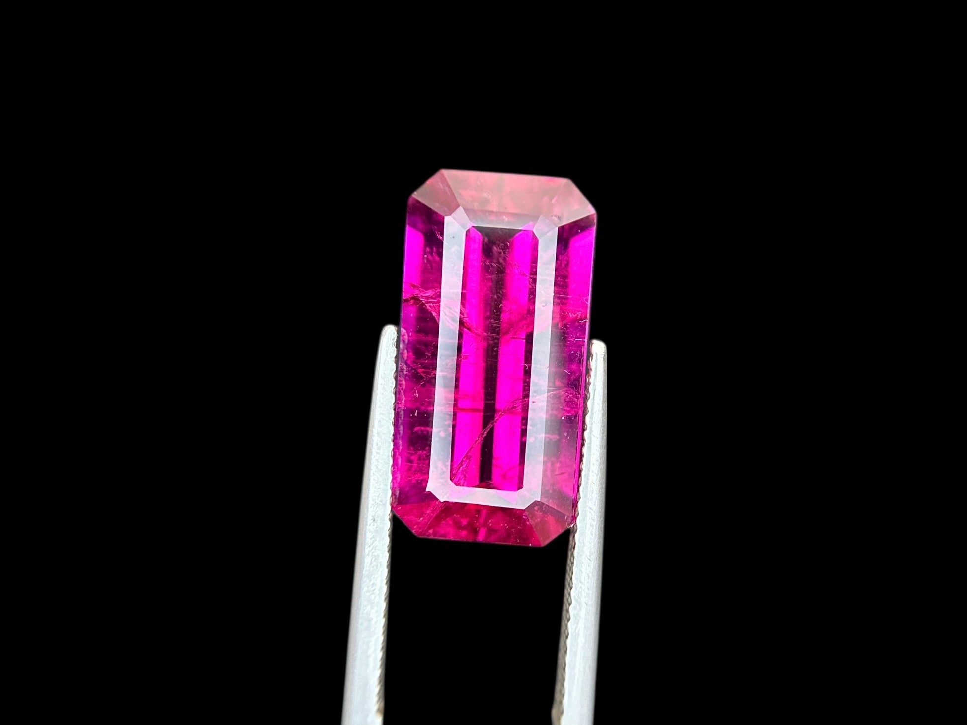9.87 CT NATURAL RUBELLITE PERFECT EMERALD CUT