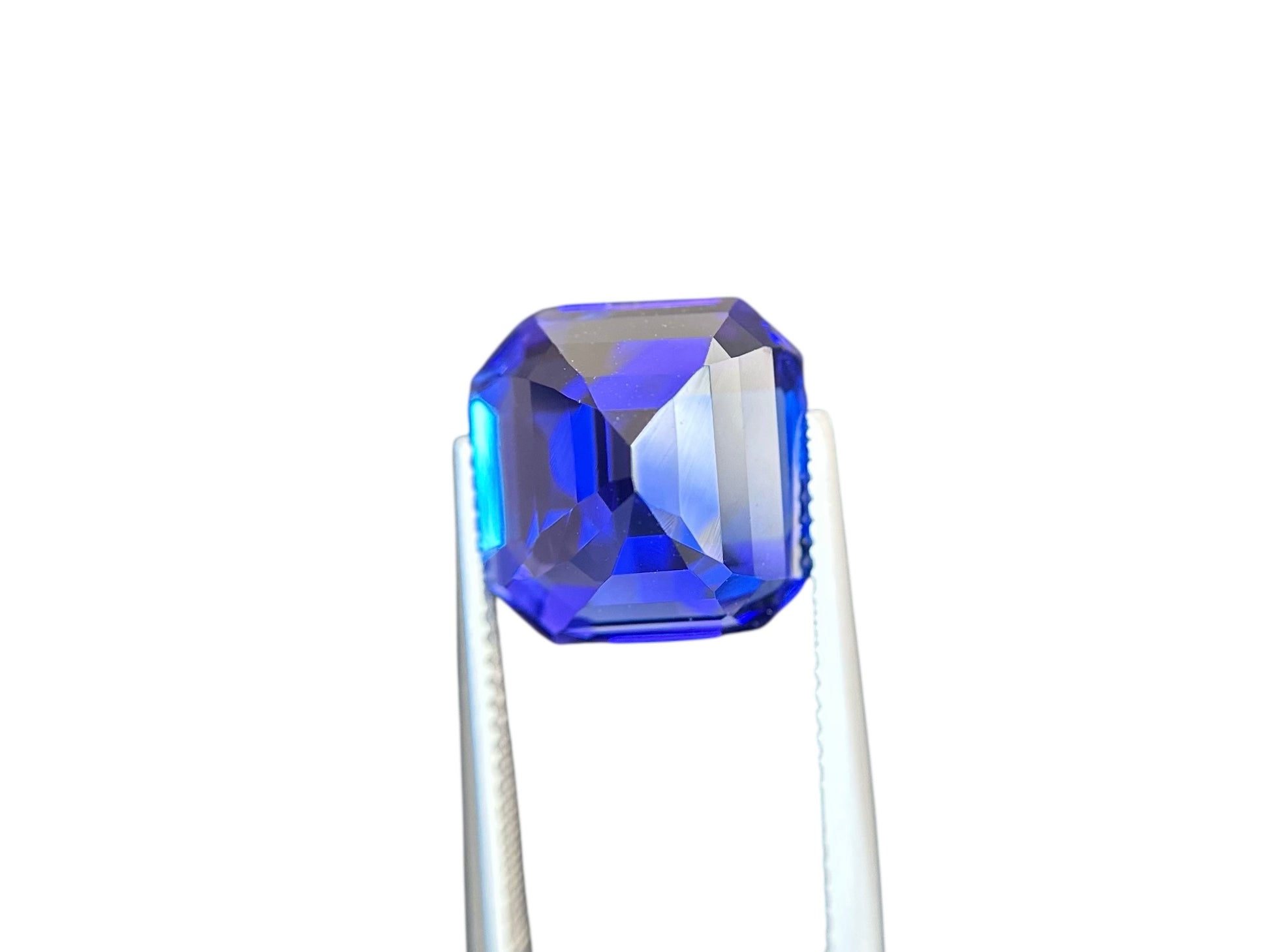 16.06 CT NATURAL TANZANITE WITH INTENSE BLUE COLOR