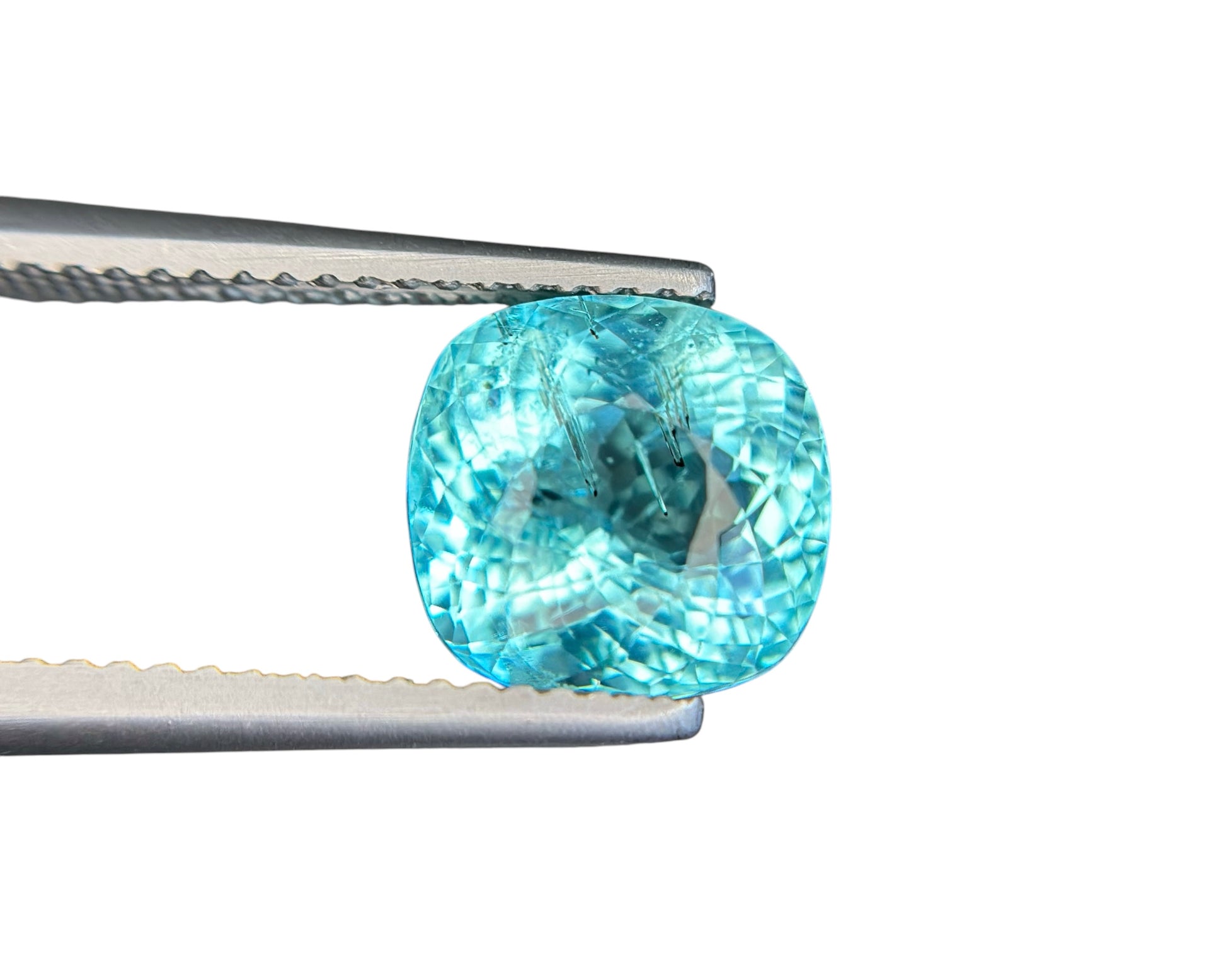 3.82 CT NEON BLUE NATURAL PARAIBA TOP QUALITY