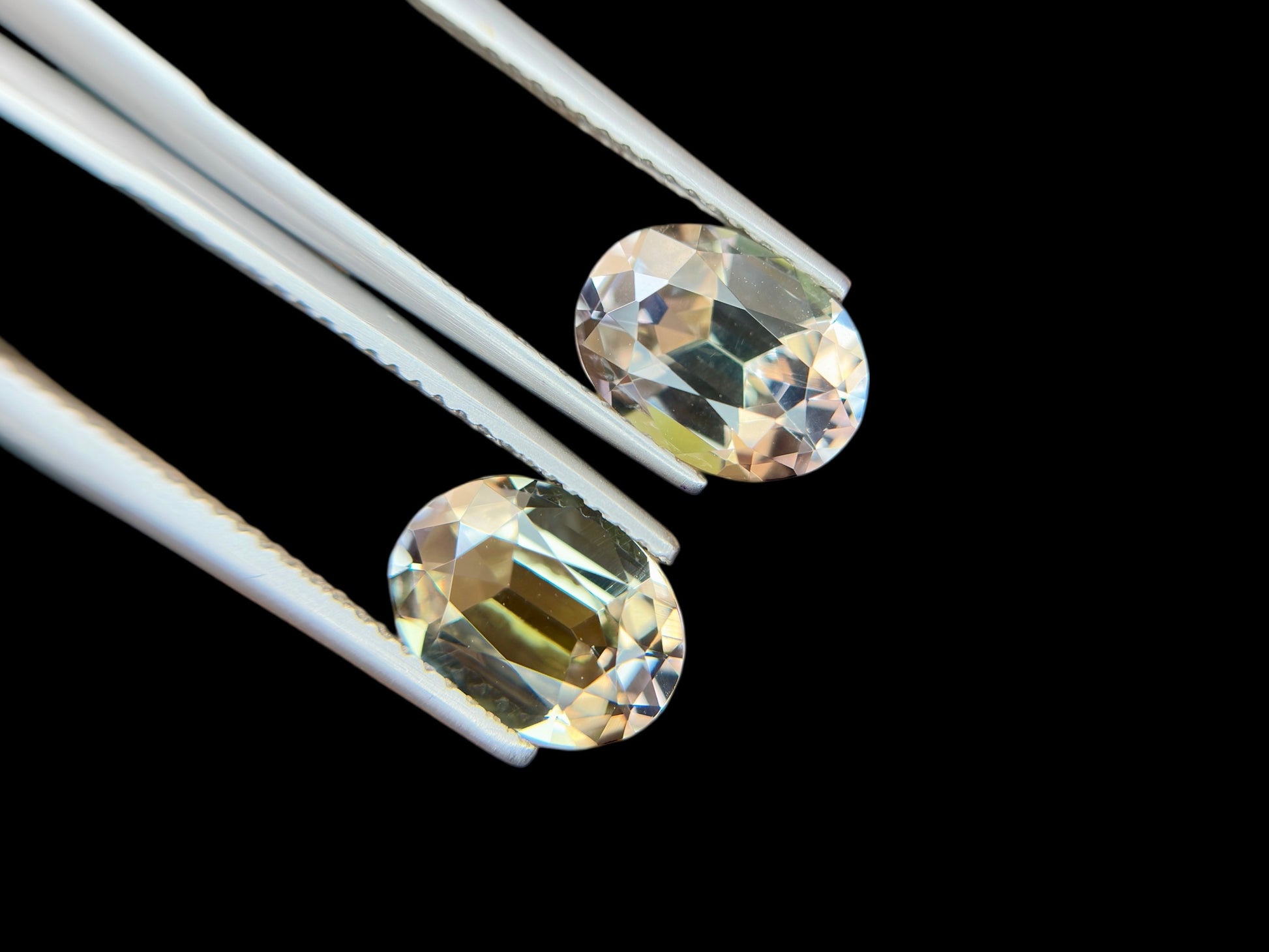 4.40 CT NO HEAT TANZANITE AMAZING PAIR WITH INTENSE YELLOW COLOR