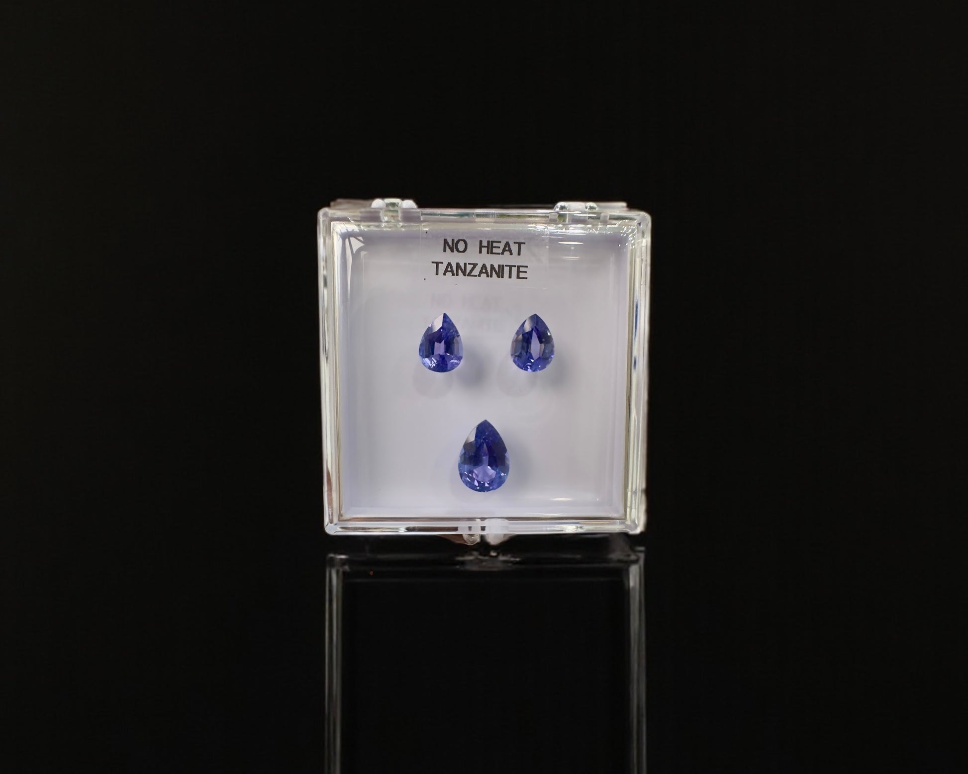 9.07CT NATURAL NO HEAT PEAR SHAPE TANZANITE SET