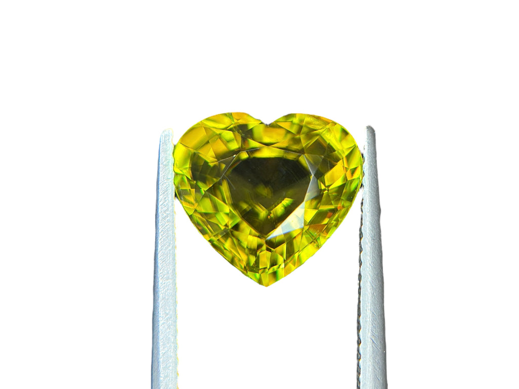 5.65 CT NATURAL TITANIUM SPHENE