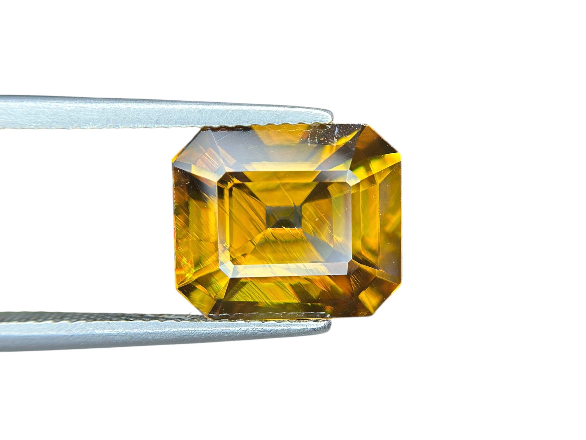 8.43 CT NATURAL TITANIUM SPHENE