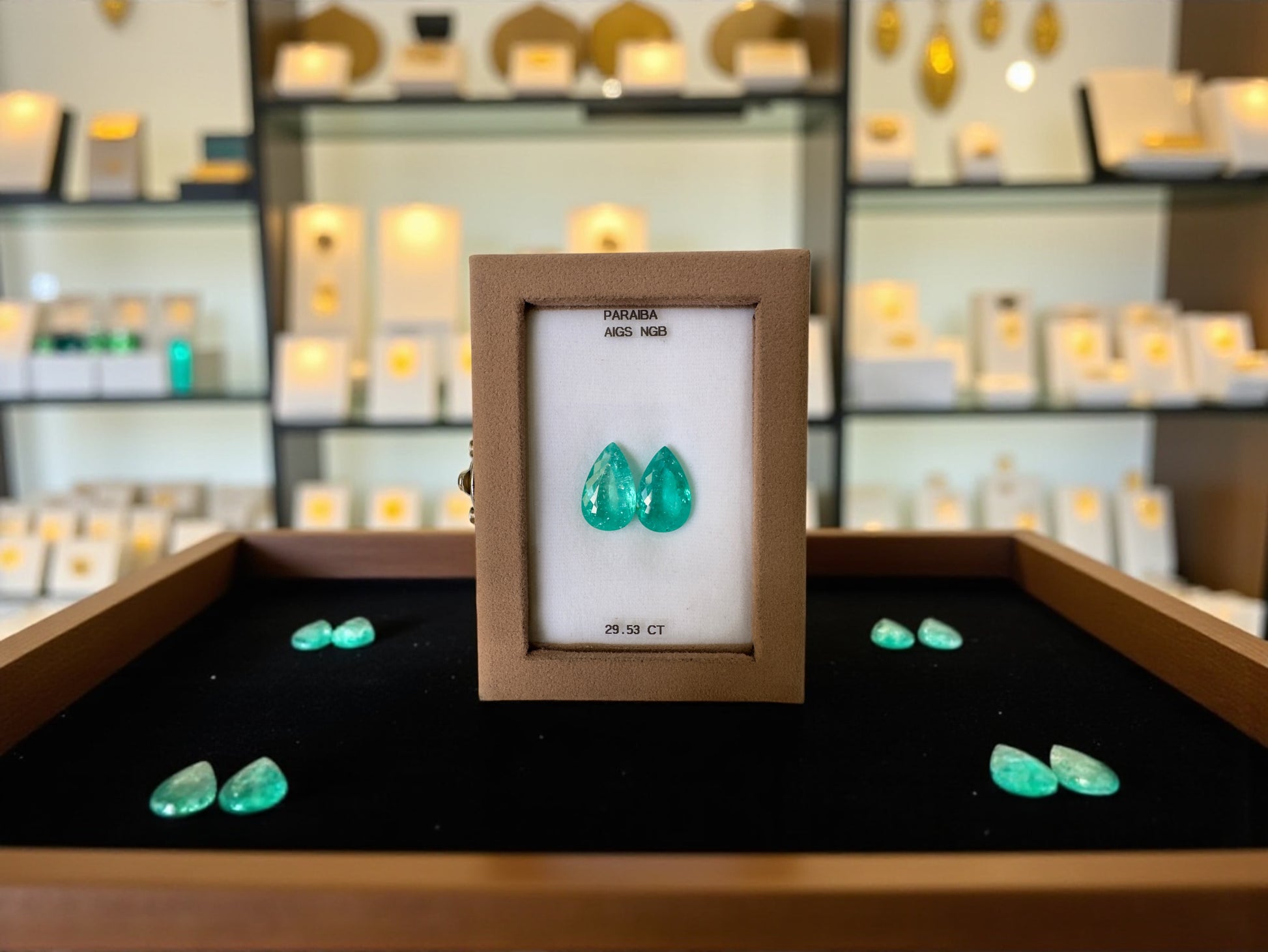 29.48 CT NEON BLUE NATURAL PARAIBA TOP QUALITY
