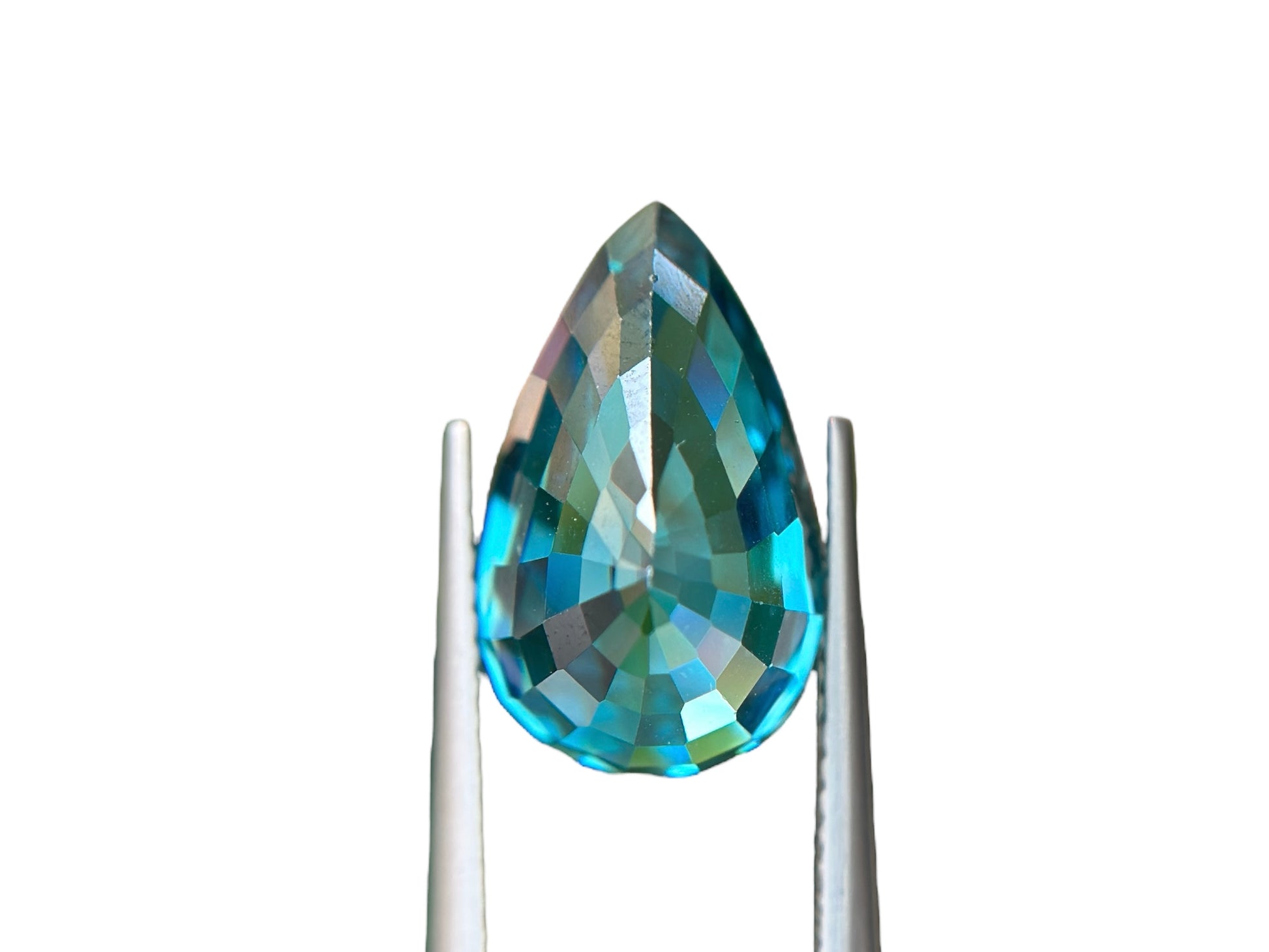 11.75 CT PREMIUM QUALITY CAMBODIA NATURAL ZIRCON