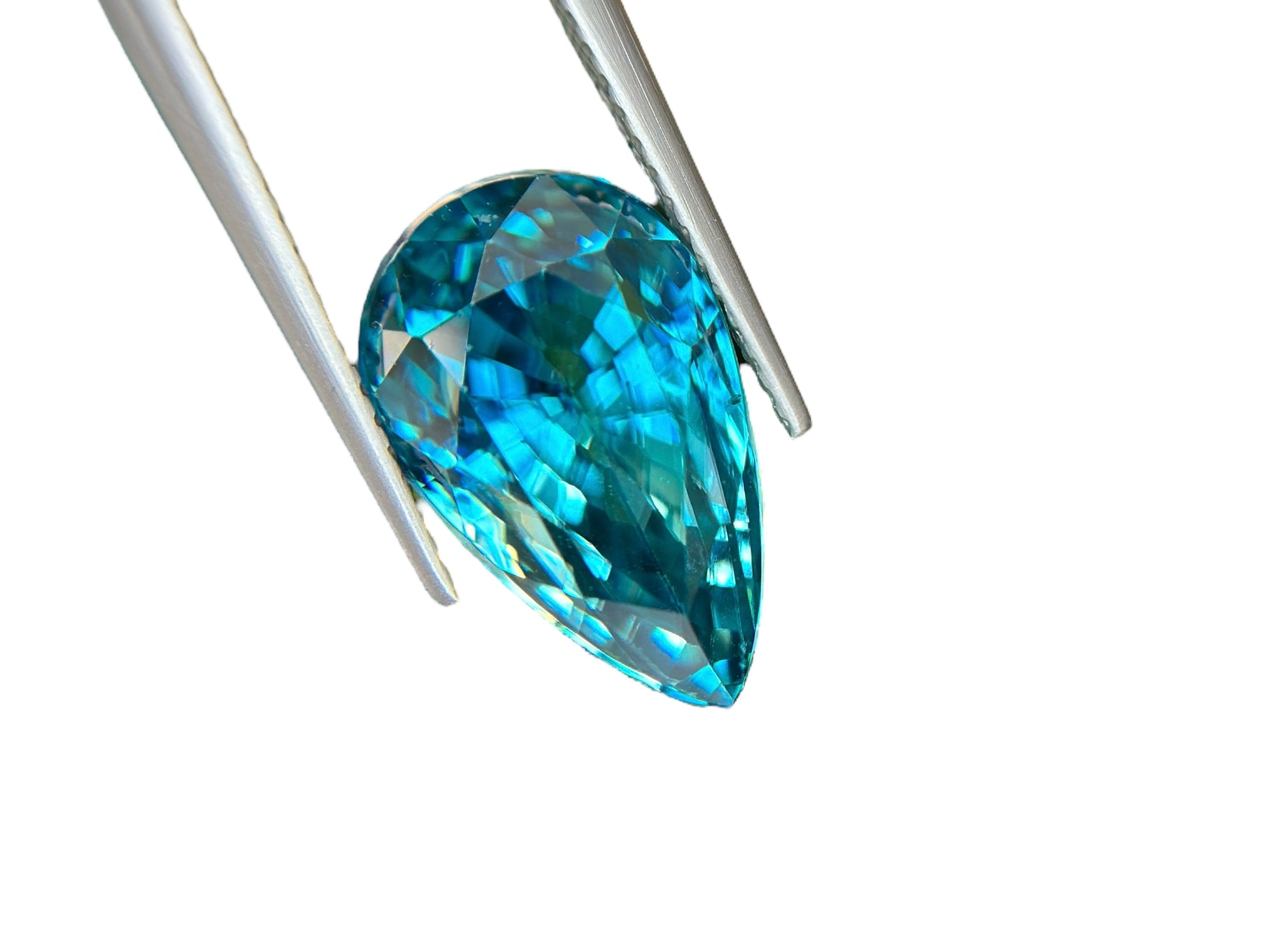 11.75 CT PREMIUM QUALITY CAMBODIA NATURAL ZIRCON