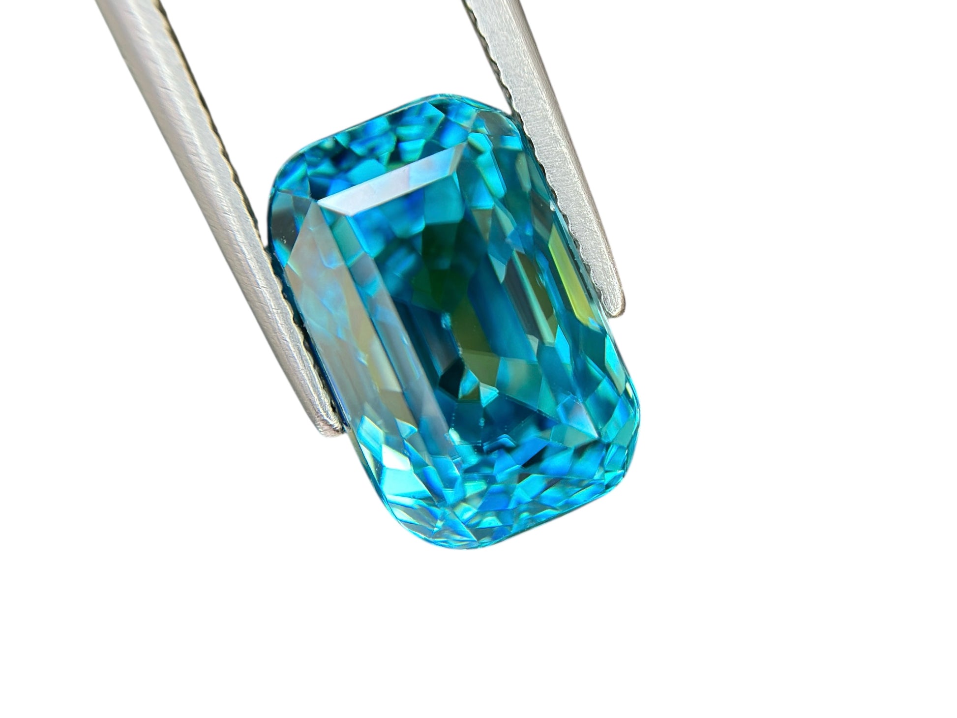 11.24 CT PREMIUM QUALITY CAMBODIA NATURAL ZIRCON