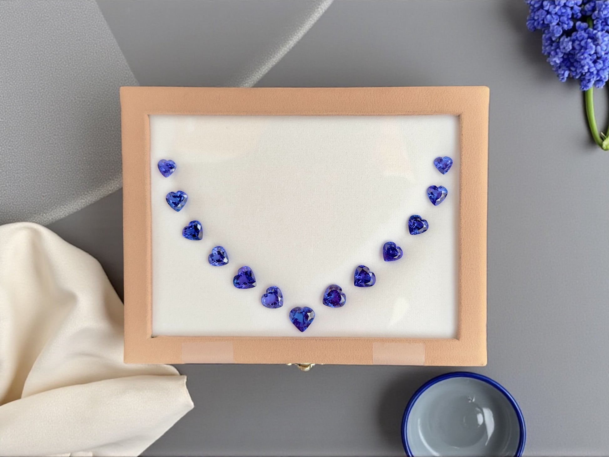 61.43 CT NATURAL  TANZANITE  HEART SHAPED TANZANITE SET