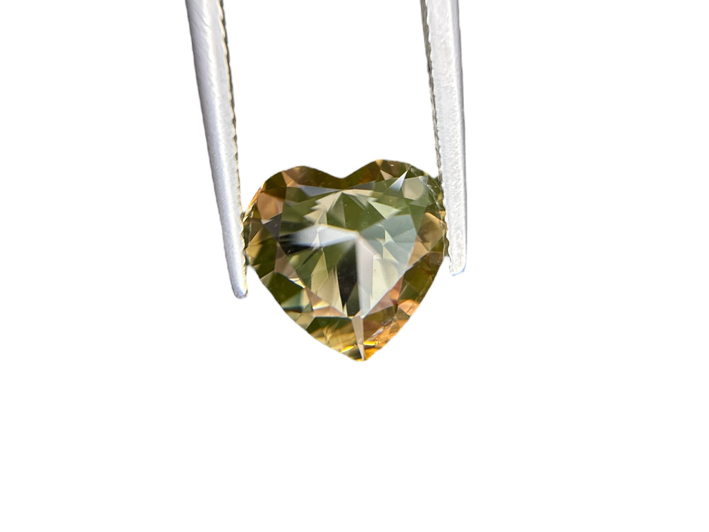 3.05 CT NATURAL TANZANITE WITH INTENSE BLUE COLOR