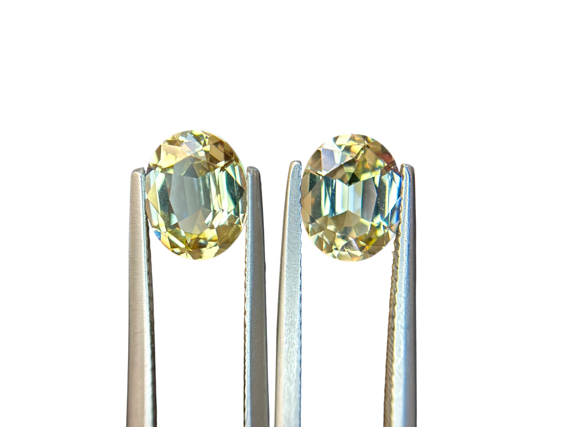 3.82 CT NATURAL TANZANITE PAIR WITH INTENSE BLUE COLOR