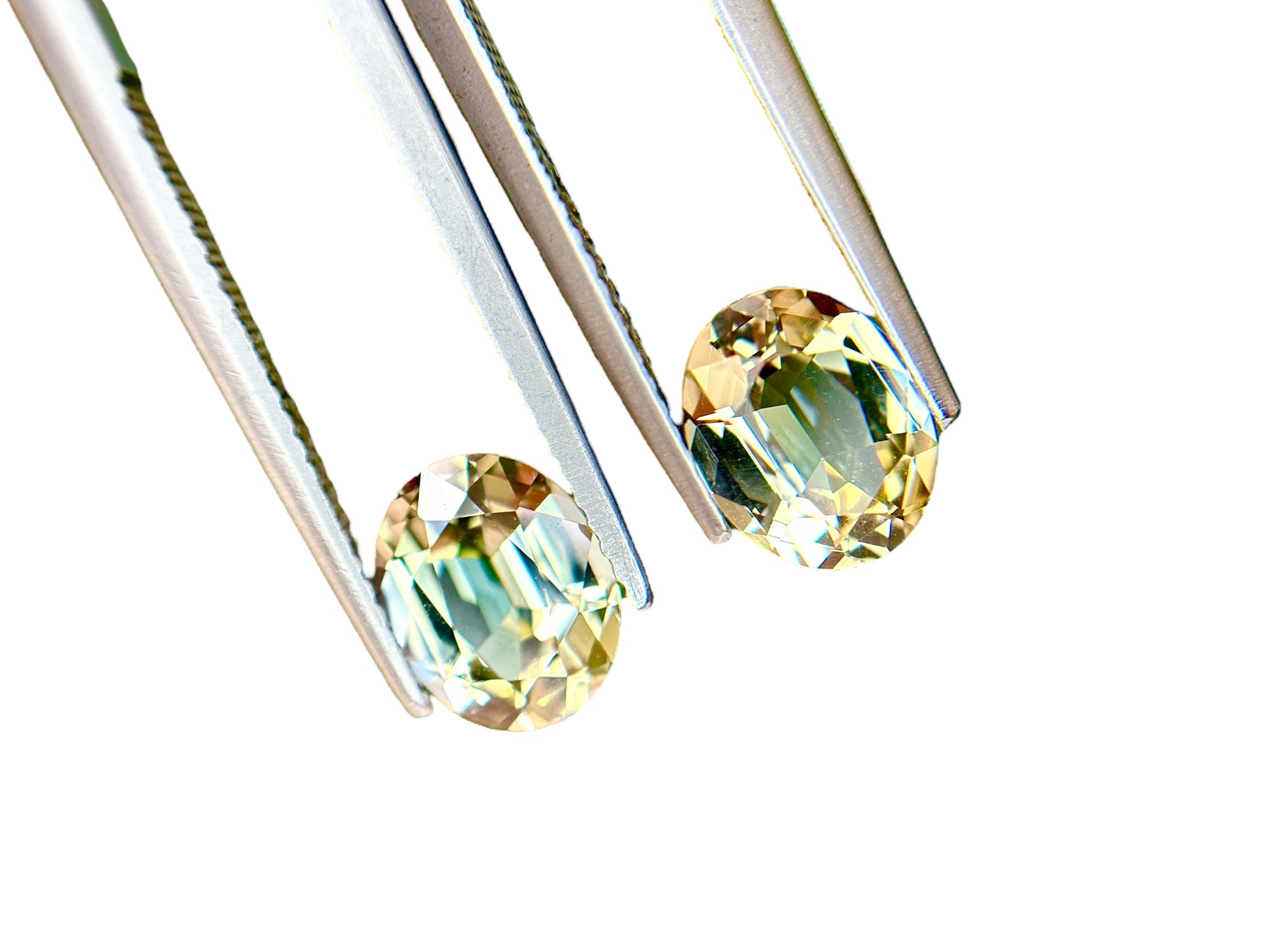 3.82 CT NATURAL TANZANITE PAIR WITH INTENSE BLUE COLOR