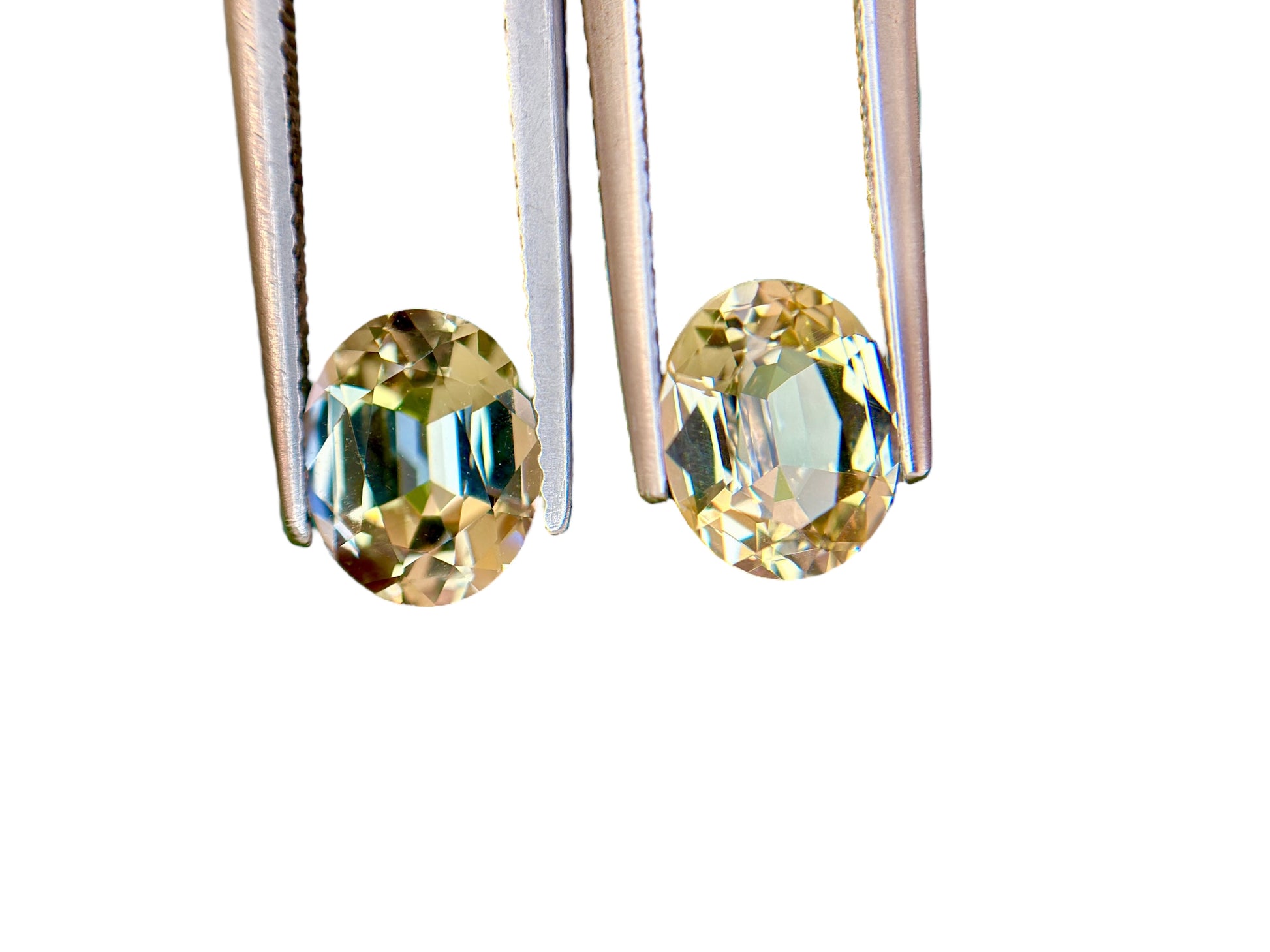 3.82 CT NATURAL TANZANITE PAIR WITH INTENSE BLUE COLOR