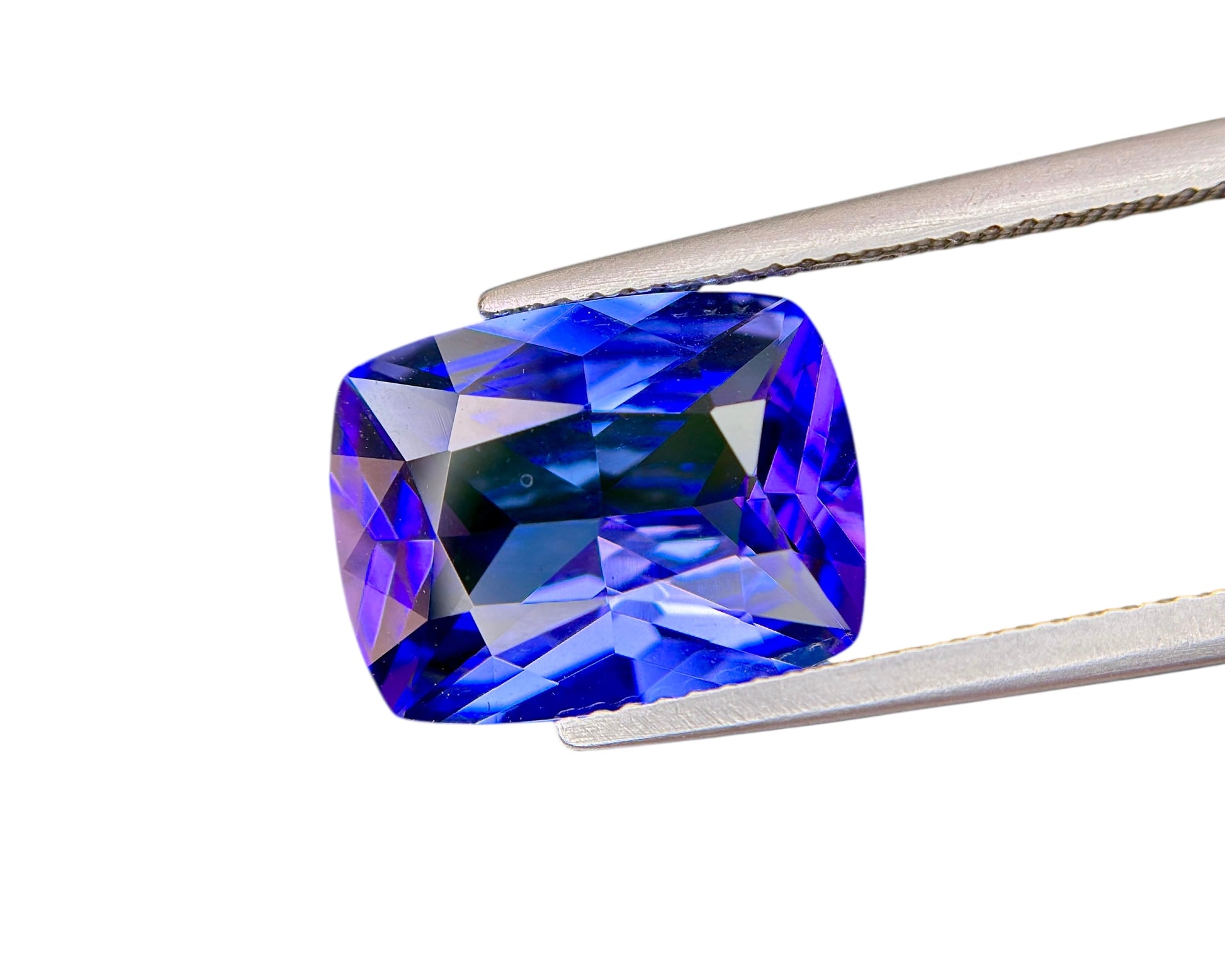 6.34 CT NATURAL NO HEAT TANZANITE WITH INTENSE BLUE COLOR