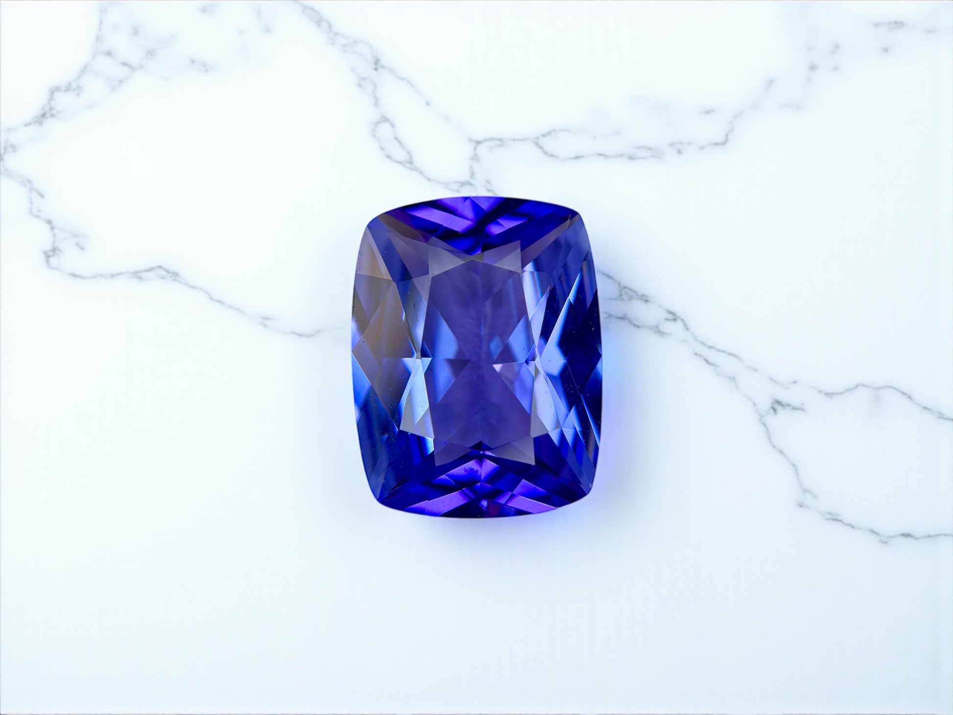 6.34 CT NATURAL NO HEAT TANZANITE WITH INTENSE BLUE COLOR