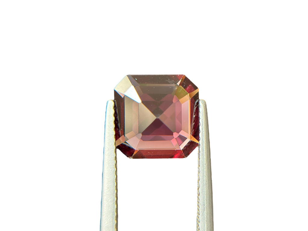 3.90 CT NATURAL TOP RED SPINEL - BURMA LUXURY GEMSTONE
