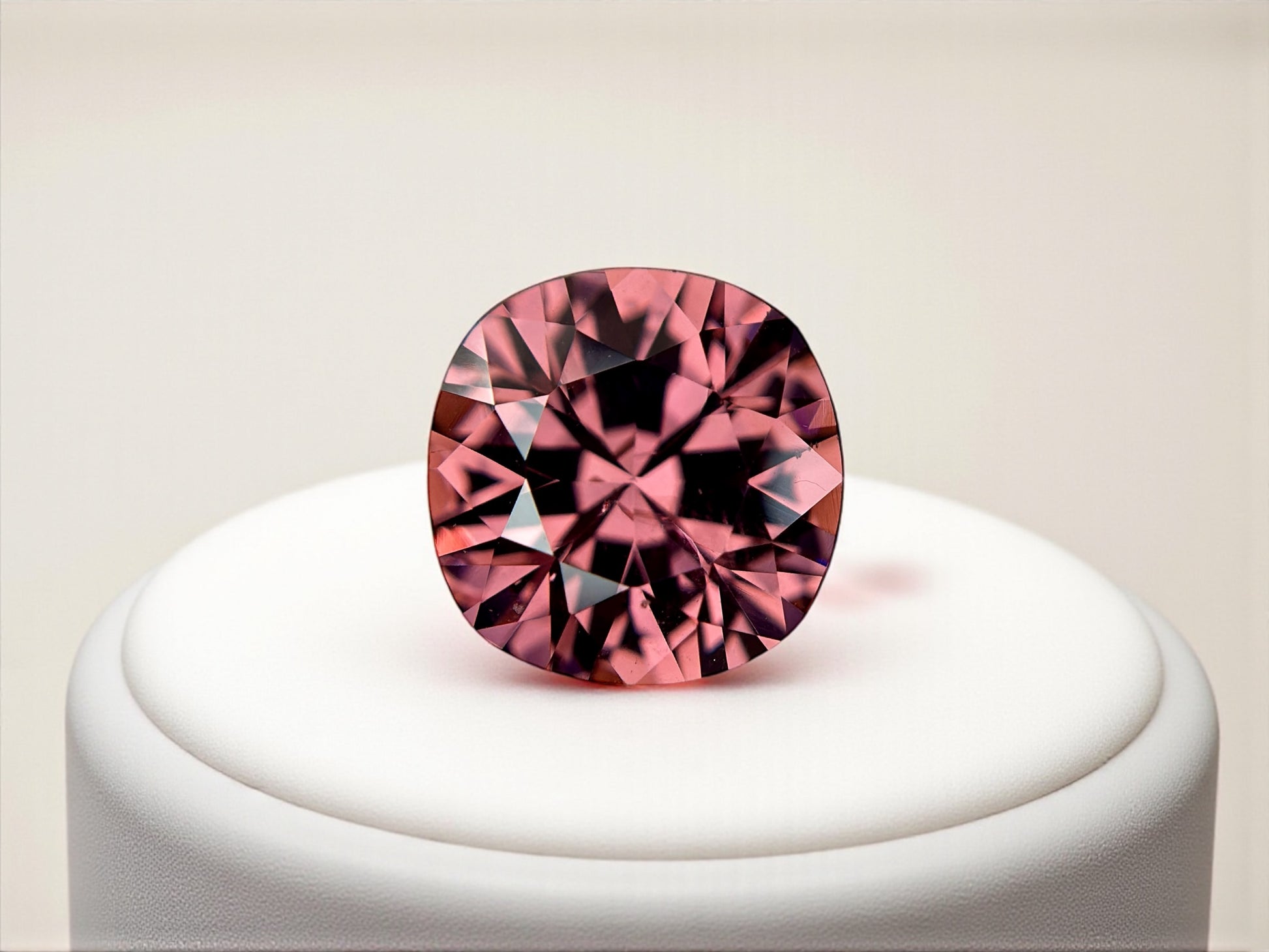 5.29 CT NATURAL DEEP PINK SPINEL - BURMA LUXURY GEMSTONE