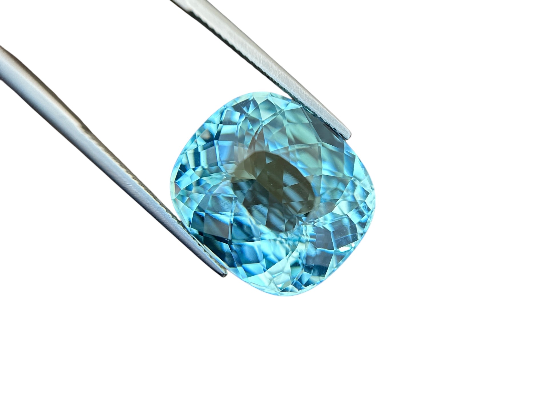 27.29 CT NEON BLUE NATURAL PARAIBA FINE QUALITY