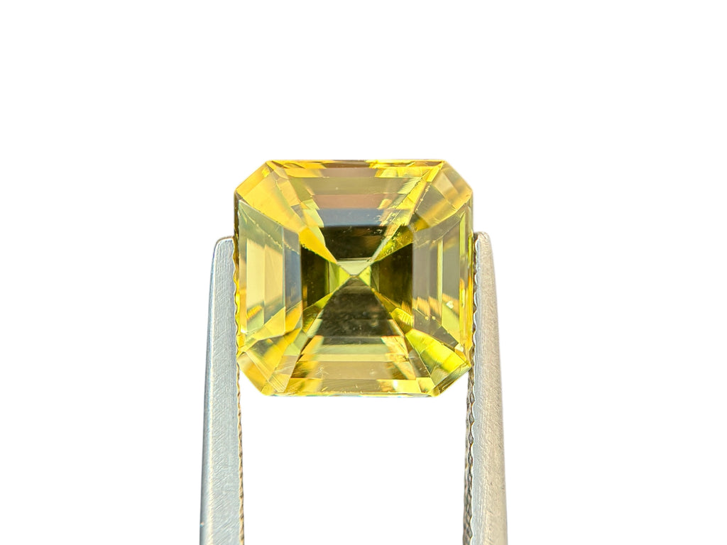 5.91 CT NATURAL TANZANITE WITH INTENSE YELLOW COLOR