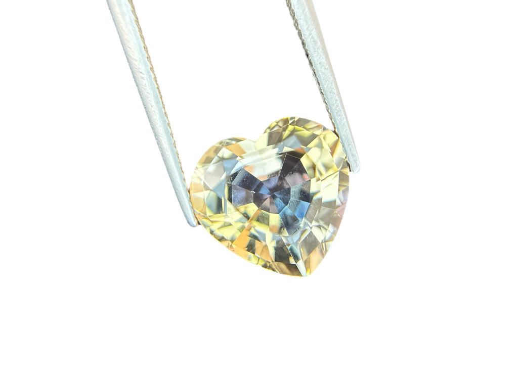 8.78 CT NATURAL TANZANITE WITH INTENSE YELLOW COLOR