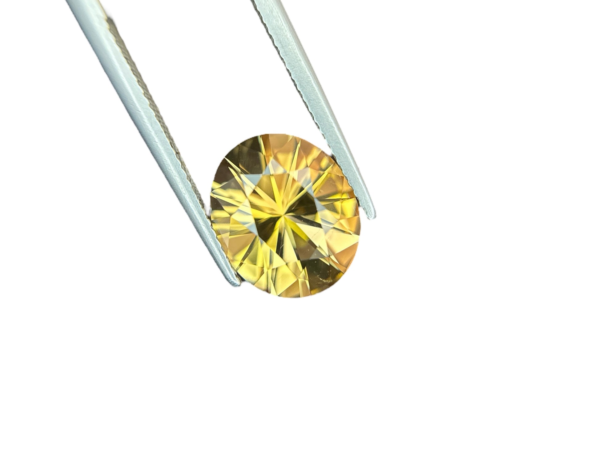 5.55 CT NATURAL TANZANITE WITH INTENSE YELLOW COLOR