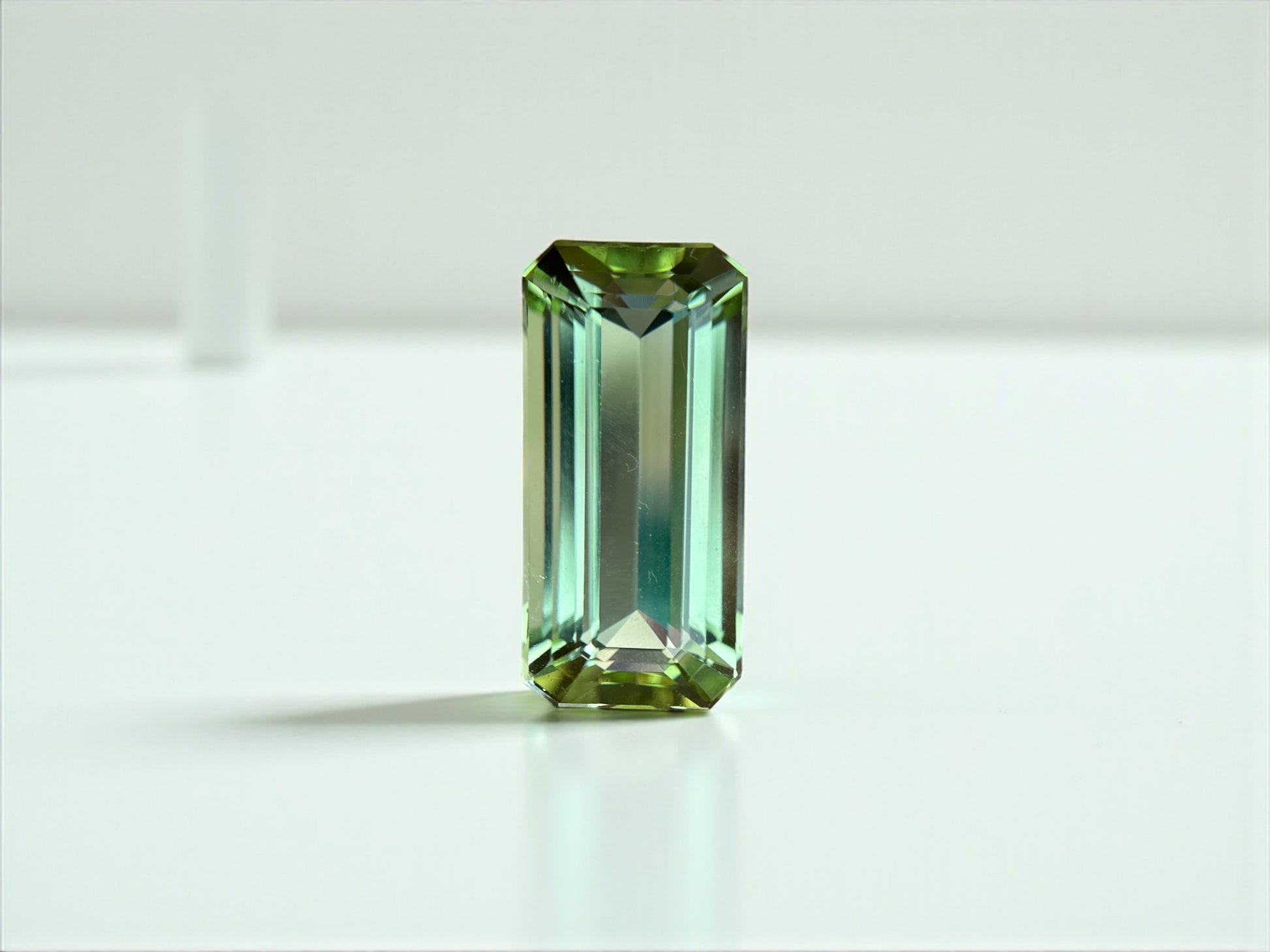 21.50 CT NATURAL TOURMALINE WITH MINT GREEN COLOR