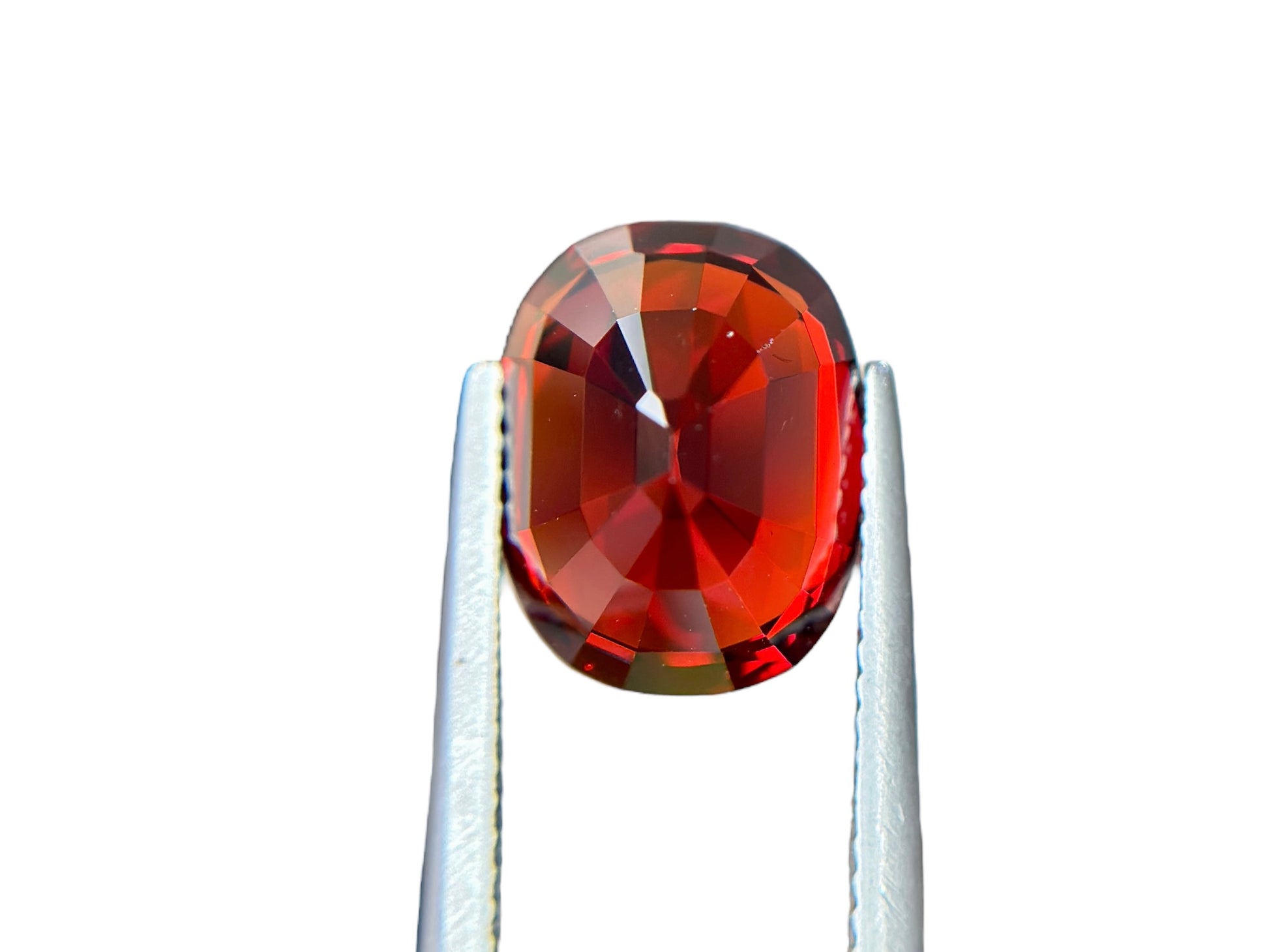 7.88 CT NATURAL SPESSARTITE WITH RED COLOR
