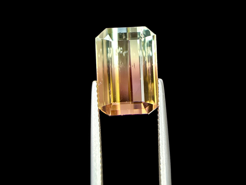 14.02 CT NATURAL TOURMALINE WITH PINK BI COLOR