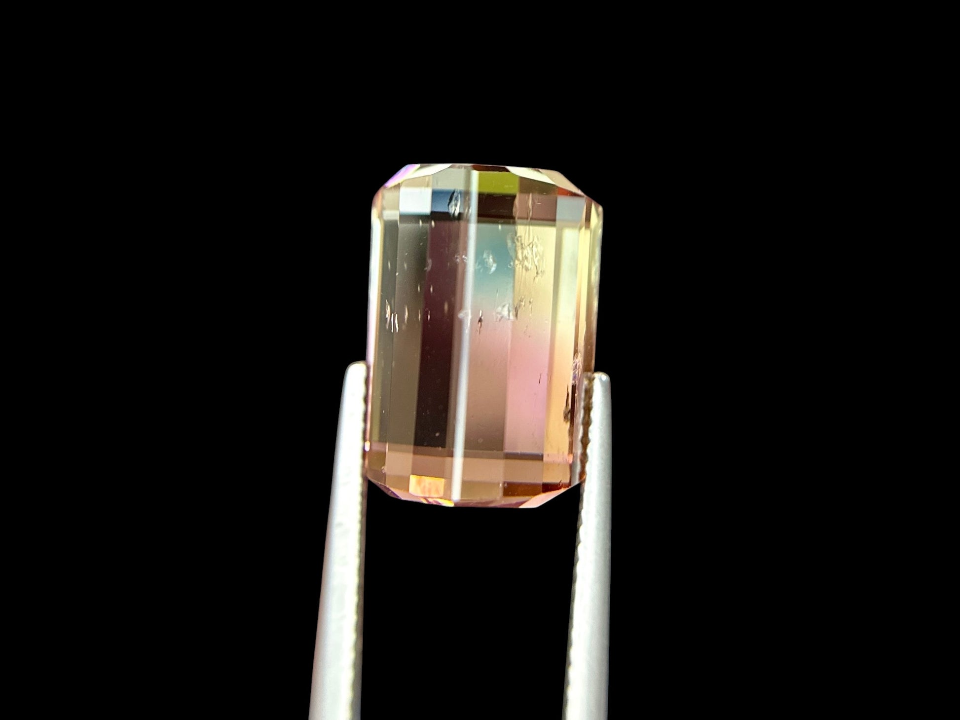 14.02 CT NATURAL TOURMALINE WITH PINK BI COLOR