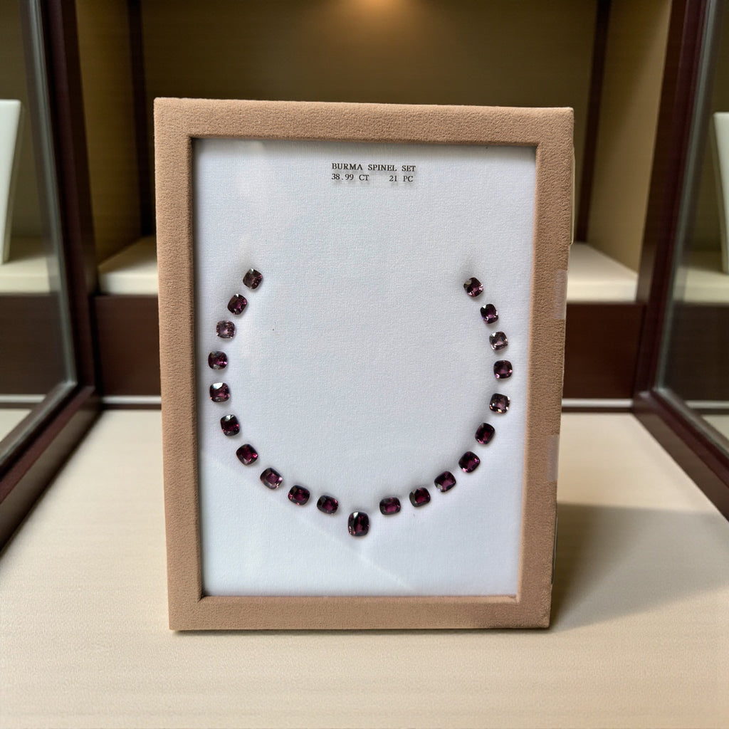 38.99 CT NATURAL SPINEL CUSHION SHAPE SET