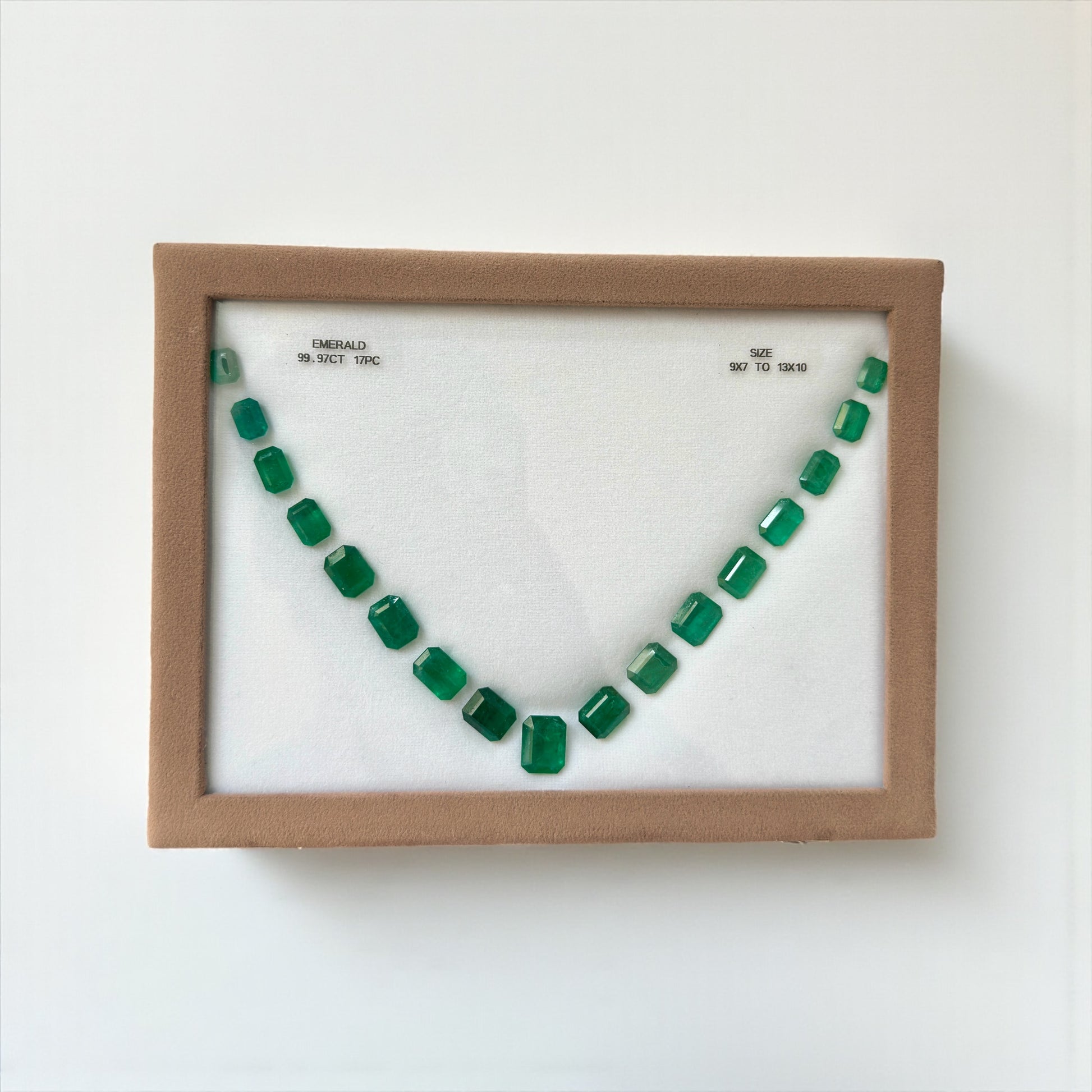 99.98 CT NATURAL  EMERALD FINE QUALITY SET